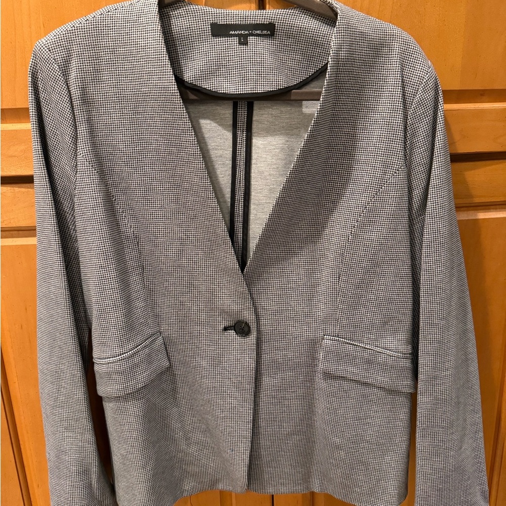 Amanda & Chelsea Gray Houndstooth Collarless Single-Button Blazer
